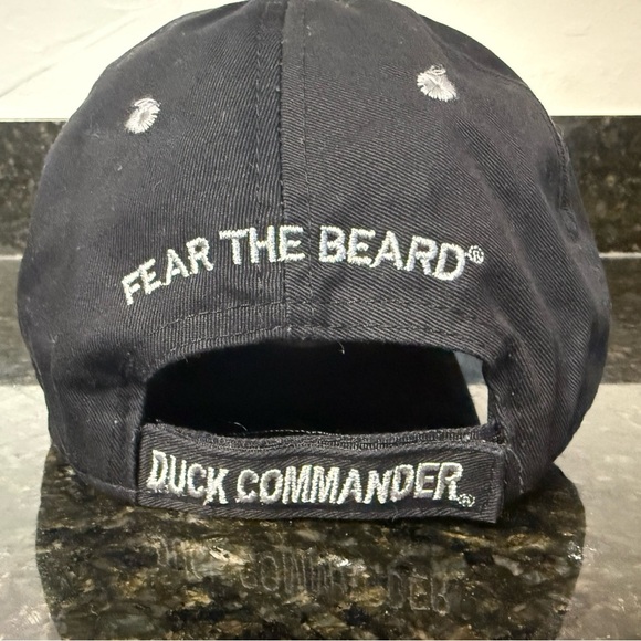 Duck Commander "FEAR THE BEARD" Black Embroidered Baseball Hat - Picture 7 of 8